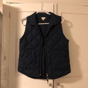 J. Crew quilted vest 🌸 50% OFF BUNDLES